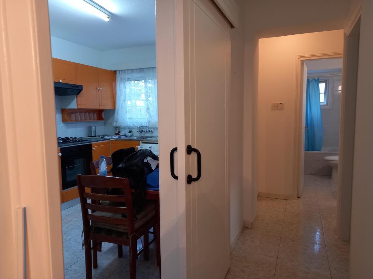2 Bedroom Apartment Near Finikoudes Larnaka Exterior foto
